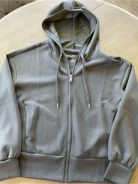 Apana Zip-Up Hooded Sweatshirt in Olive Gray, size Large